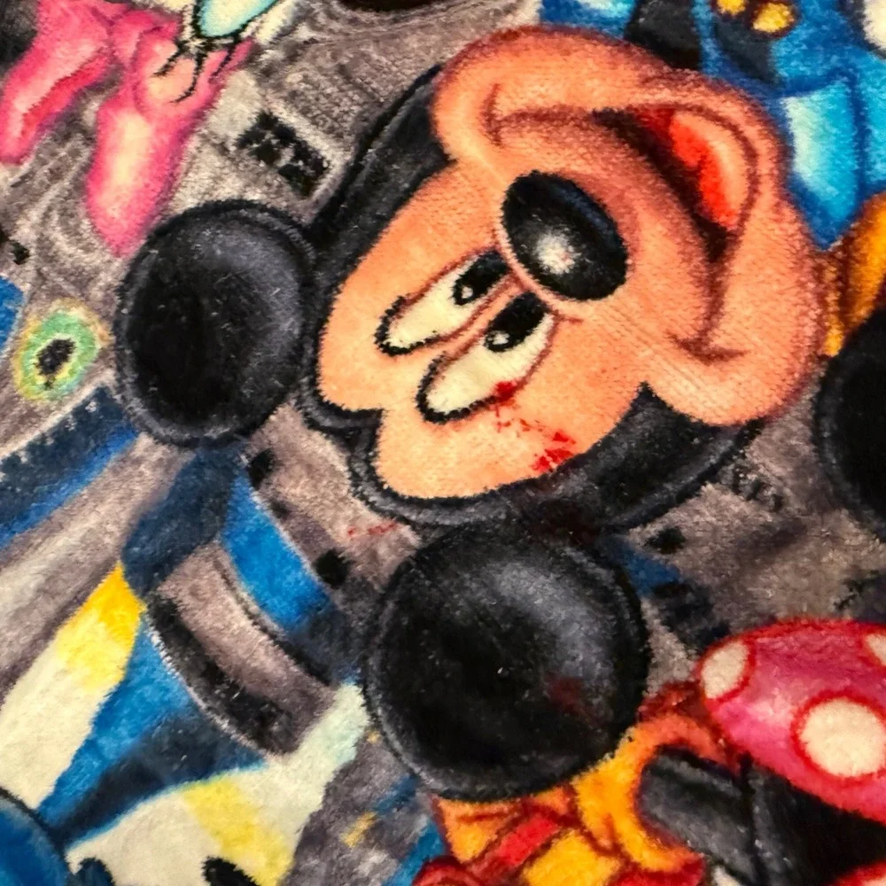 Walt Disney World Parks Beach Towel Vintage Characters Mickey Mouse 32x61